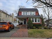 Cozy 3 Bedroom, Dutch Colonial in the Heart of Oceanside! Close to all. New Roof, Stainless, Granite,  Large Stand Up Attic, Full Finished Basement, W/ High Ceilings, Large Backyard, Great For Entertaining. Oceanside Schools. Don&rsquo;t miss out on this House.....won&rsquo;t last!