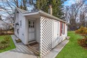 Totally remodeled 2 bed, 1 bath Cottage that has been freshly painted and has brand new appliances which include a washer/dryer. Private parking. Tenant pays all utilities.