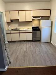 GREAT LOCATION!! CLOSE TO TRANSPORTATION, 1 BEDBEDROOM APARTMENT GOOD SIZE, WALKING DISTANCE TO RESTAURANTS