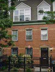 A charming Brick three family townhouse located at East Harlem neighborhood. Building size 21x46, lot size 21x100 . Kitchens and bathrooms was updated at 2020, new roof....... Closed to bus , park, shopping