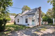 Charming 1920&rsquo;s recently renovated bright and airy cottage features an office/den,  an open concept living room/eat in kitchen with vaulted ceilings and a 2nd floor bedroom.  The fully fenced backyard offers a lovely large deck for entertaining, lush mature landscaping and picturesque vineyard views. Iconic 67 Steps sound beach is just moments away at the end of the block. Close to everything you would need or desire living on the NF! Village Life at its best: Restaurants, Shopping, Vineyards, Transportation, Marinas and so much more!