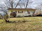 3 bedroom 1 bath ranch in Newburgh Town!