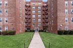 Price Reduced! Large 1 Bedroom Coner unit 950 Sqft. very bright Entry with Dining area with 2 Closets Large Eat in Kitchen with New stove, Large Living room, facing Parsons Blvd. (west) Large Bedroom with his and her Closets, Hardwood Floors, Freshly Painted, Heat & water included, Near Park, Shopping, Public transportations. Garage parking $125 a month, waiting list. Maint $ 856. Also there is Special Assessment $166, 25 till 3/26. Before contract is sign Required to get preapproval by Management (board} NO Fee! no Flip Tax.