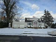 Builder&rsquo;s Delight!! Corner lot 75x100. 4 bedrooms, 2.5 bathrooms, full finished basement, cedar closet, separate entrance to basement, Great Location to commute to NYC, near to LIRR, near to LIE exit 37, Nationwide blue ribbon Roslyn school district, south faced, selling AS IT IS condition