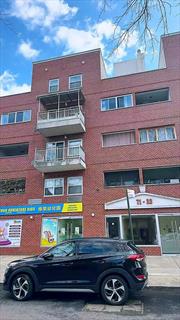 Spacious Fresh Meadows 1 bedroom and 1 bath condo with balcony. Features modern design, open kitchen, build in unit washer 1/2 Hour Commute To Midtown NYC, Close to Q64, Q65, QM4, QM44, Supermarkets, Post Office, And 5 Minutes To Queens College.