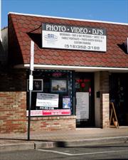 On Busy Main Street In Bellmore. Great For Retail, Yoga, Professional Offices, Restaurant With Proper Permits. Parking In Rear.