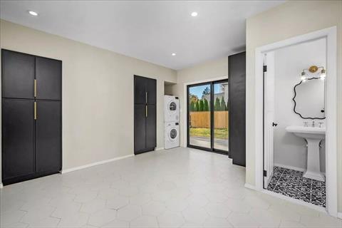 Mud Room