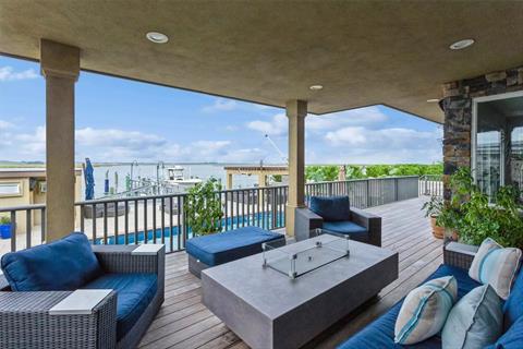 Deck