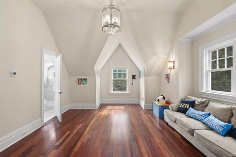 Bonus Room