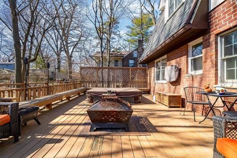 Deck
