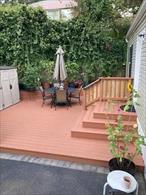 One bedroom mobile Home. Meticulously landscaped.