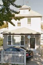 1 Family house SHORT SALE purchase price subject to bank approval. this property will be place in an auction, interested parties please email or text me for auction information.
