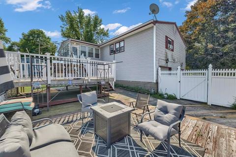 Deck