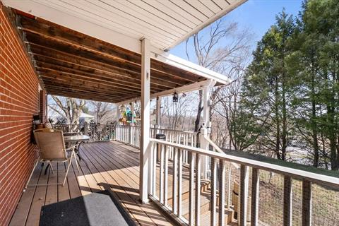 Deck