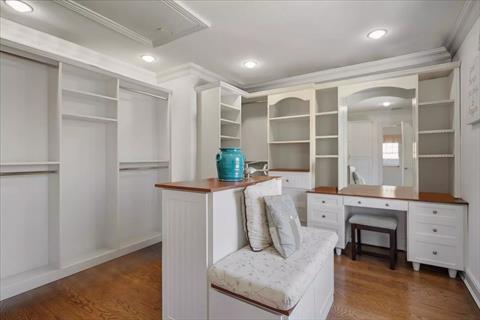 Closet