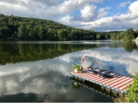 Dock
