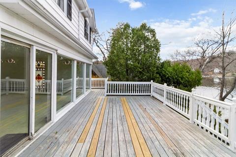 Deck