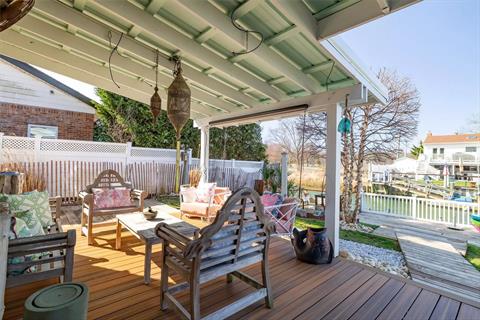 Deck