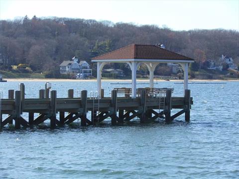 Dock