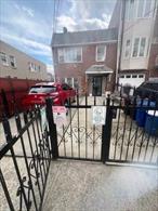 Beautiful Single Family Duplex in Glendale Queens. Well maintained property features 2 large bedrooms & 1 full bathroom on the ground level, with tile flooring throughout. The 2nd floor features 3 bedrooms & 1 full bathroom, with wood flooring throughout. Both floors contain access to a massive fully paved backyard perfect for hosting large gatherings or summer barbecue&rsquo;s.