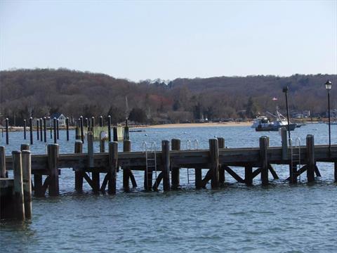 Dock