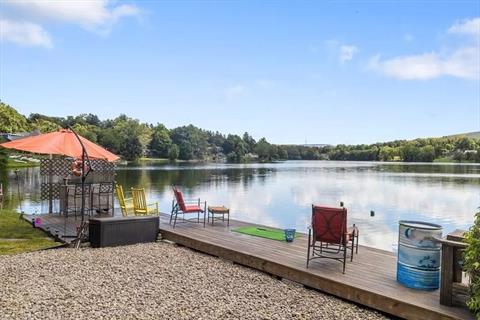 Dock