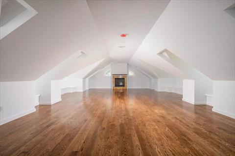 Bonus Room