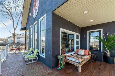 Deck