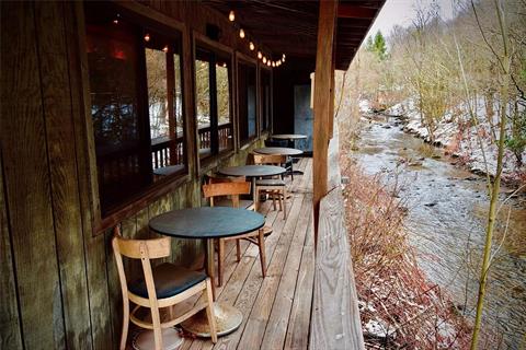 Deck