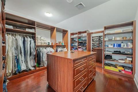 Closet