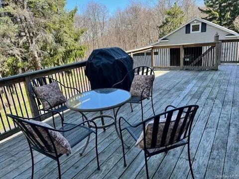 Deck