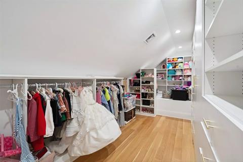 Closet