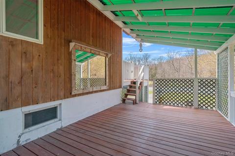 Deck
