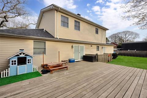 Deck