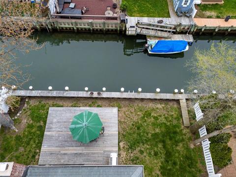 Dock