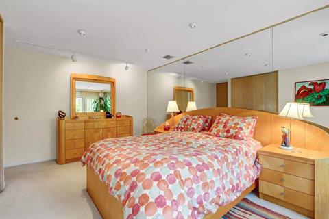 Guest Quarters