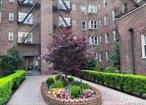 Recently renovated south facing 1large BR, 1bath, coop with 24 hour doorman. Unit features: new kitchen (new SS appliances) and new bath with refreshed hardwood floors. Conveniently located near GCP and schools/hospital. waiting list for garage/outside parking spaces,