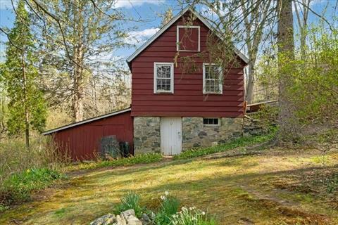 Barn