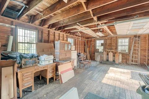 Barn
