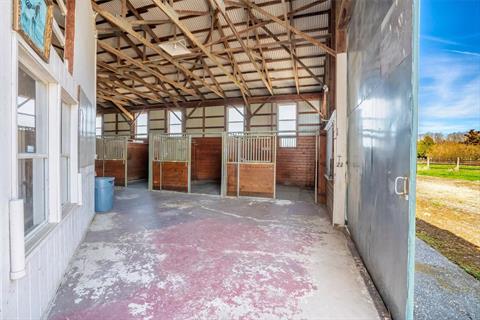 Stable