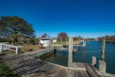 Dock