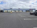 Retail shopping center located in Orange County, one of the fastest growing counties in the state, on Rte 211 in regional Middletown, NY with visibility from and easy access to I-84 and NYS Rt. 17New Offering, smaller retail spaces from 1, 760 to 27, 000 sfHigh Profile Retail Space is located at the entrance drive to the Galleria at Crystal Run Mall, Metro North Train Station Middletown is the regionâ€™s most bustling retail market with over 3mm square feet of retail space in the immediate vicinity.Plaza at Crystal Run is located at the entrance to The Galleria, the regionâ€™s largest power center.Daily traffic counts of more than 24, 754 on RT-211.Signalized intersection.
