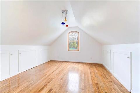 Bonus Room