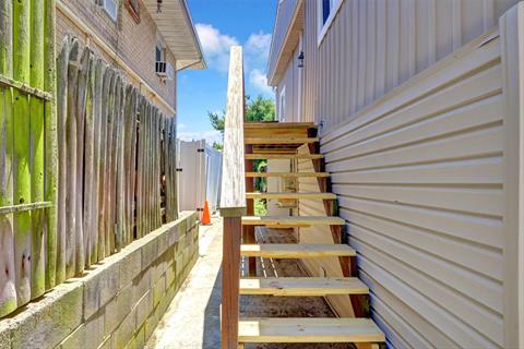 Guest Quarters