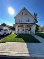 Mixed use residential/office. Parking for 10+ cars. Prime location..easy accessible to major parkways and MetroNorth.