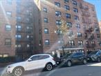 Location! Very Clean 1 Bedroom Apartment At 6th Floor. Located In Heart Of Downtown Flushing. Laundry At 1st Floor. Elevator Building.Walking Distance To #7 Train And LIRR, Bus Stop.Restaurant , Shopping, Supermarket.