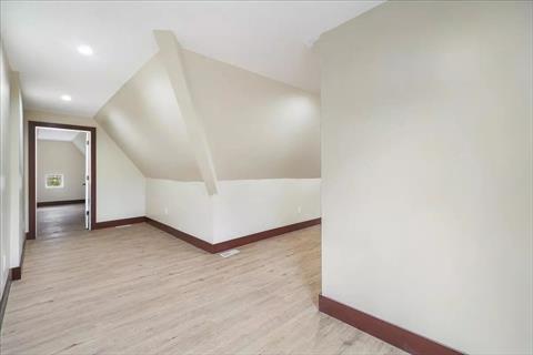 Bonus Room