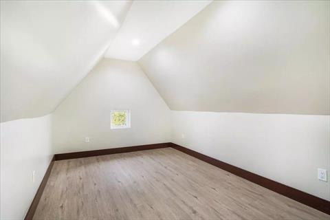 Bonus Room