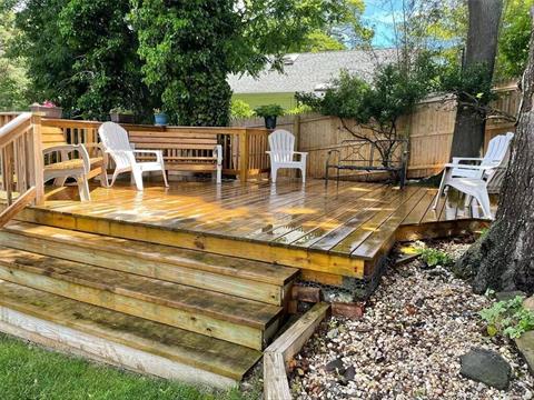 Deck