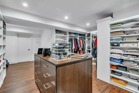 Closet